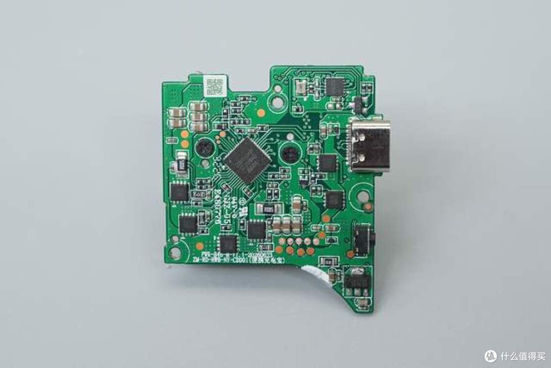 告别带线焦虑，街电首款55W挂包伸缩线充电宝拆解