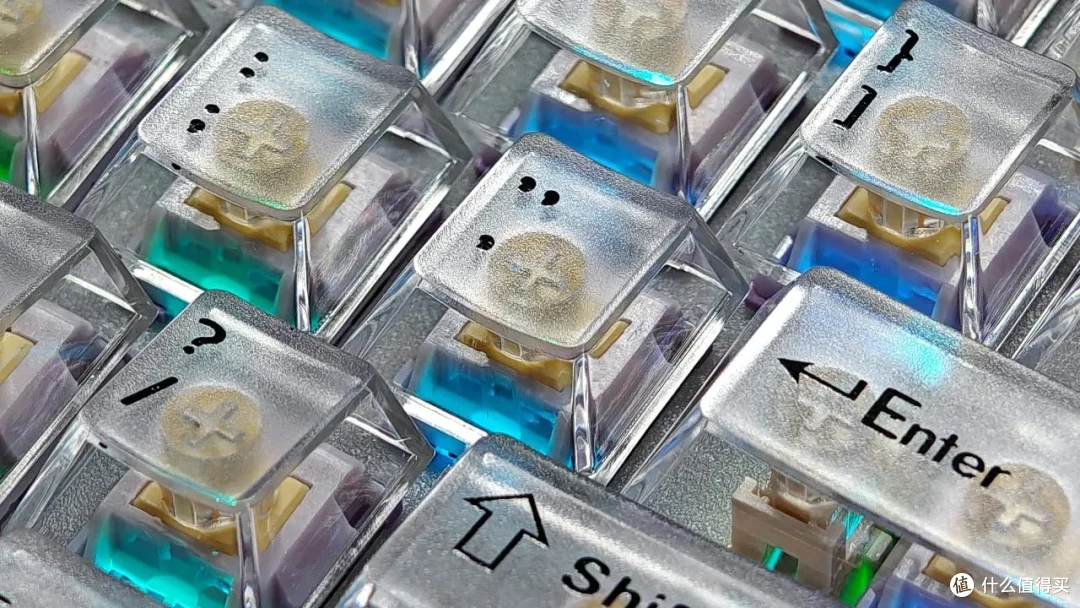 小配列....机械键盘？铝坨坨+65配列只要300出头？黑吉蛇AL65V2