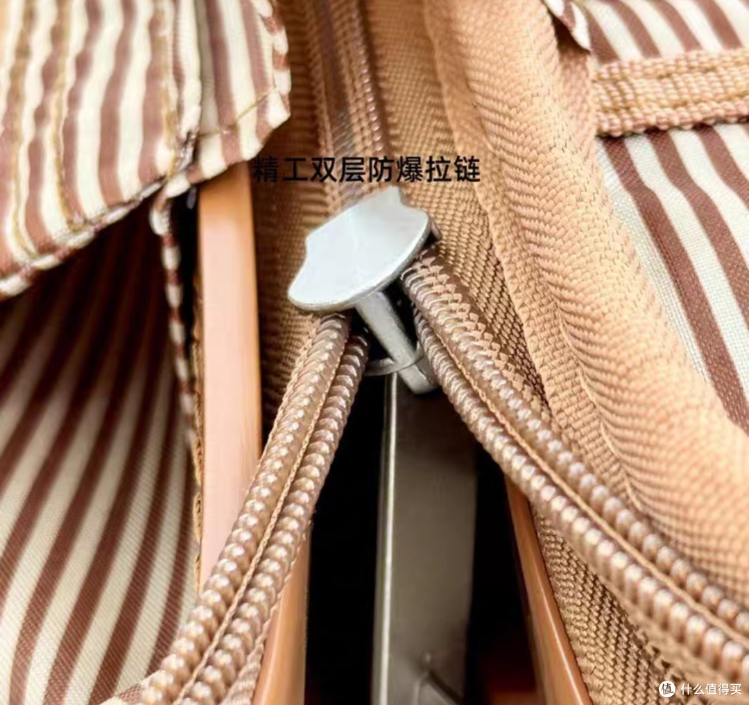 防爆拉链，牢固耐用，满载出行也不怕崩