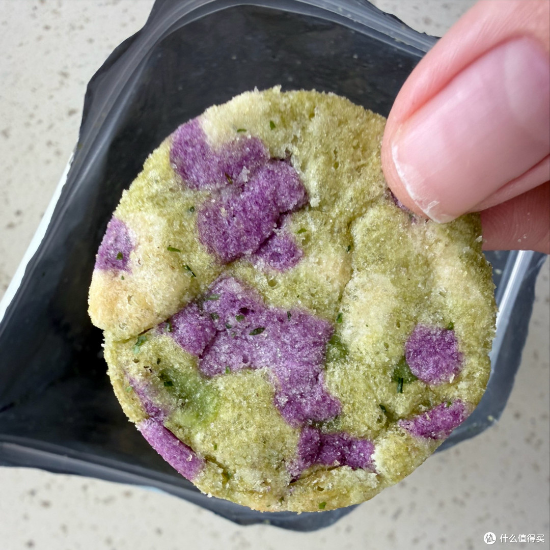 沃集鲜满满蔬菜脆米饼：一口吃下九种蔬菜的宝藏零食