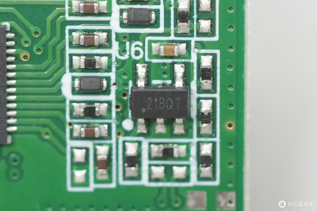 SUPERVOOC、UFCS、PD全兼容!OPPO 33W口袋充深度拆解