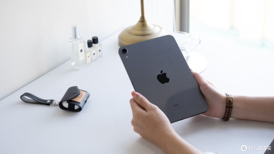 三连涨!iPad mini从499涨到799美元,苹果凭什么这么硬气?