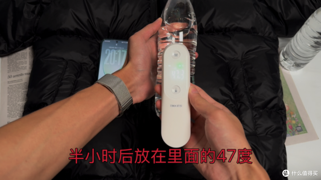 VBREX 羽绒服测评,超200g充绒量+ 90%大朵羽绒,上手感受蓬松度