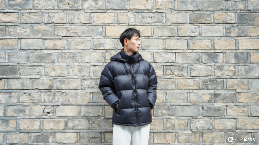 VBREX 羽绒服测评,超200g充绒量+ 90%大朵羽绒,上手感受蓬松度