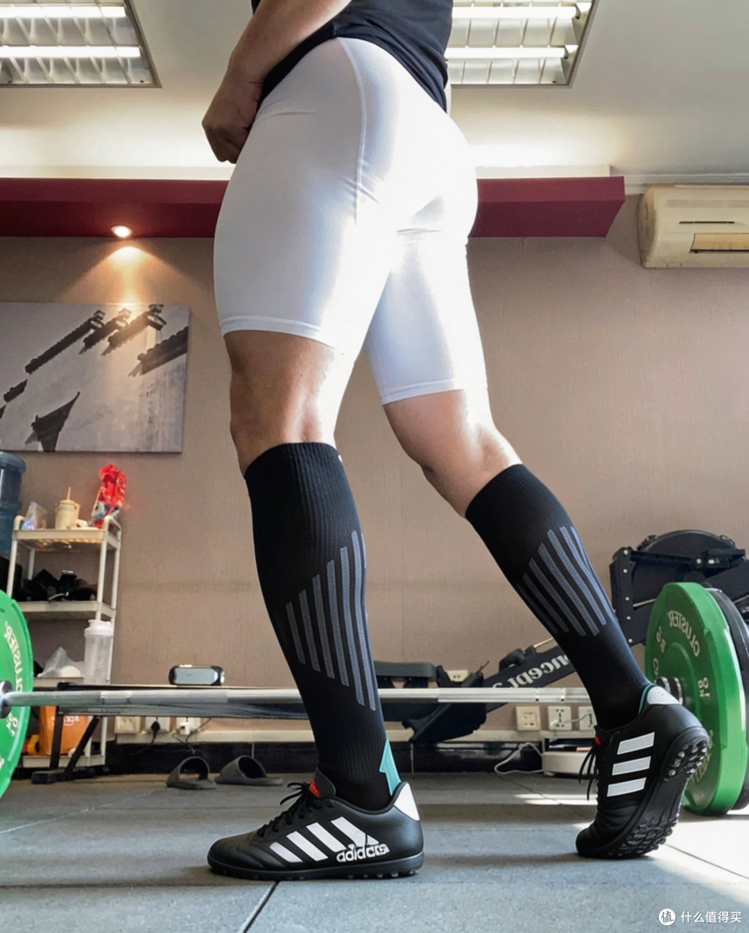 踢球赛后腿酸怎么办?试试这款压缩足球袜