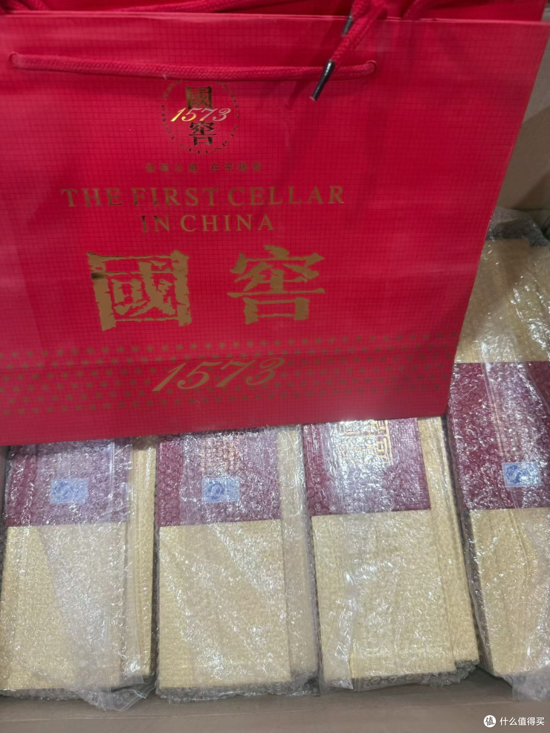 一杯国窖1573,品味时光沉淀的浓香