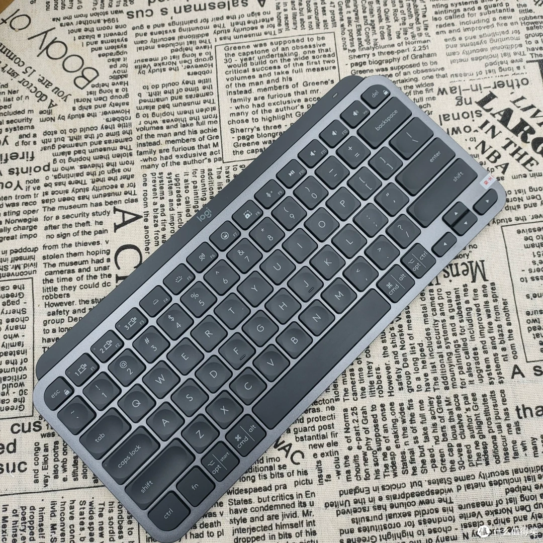 闲鱼大量涌入罗技MX Keys,三设备一键切换,二手120块暴跌近60%