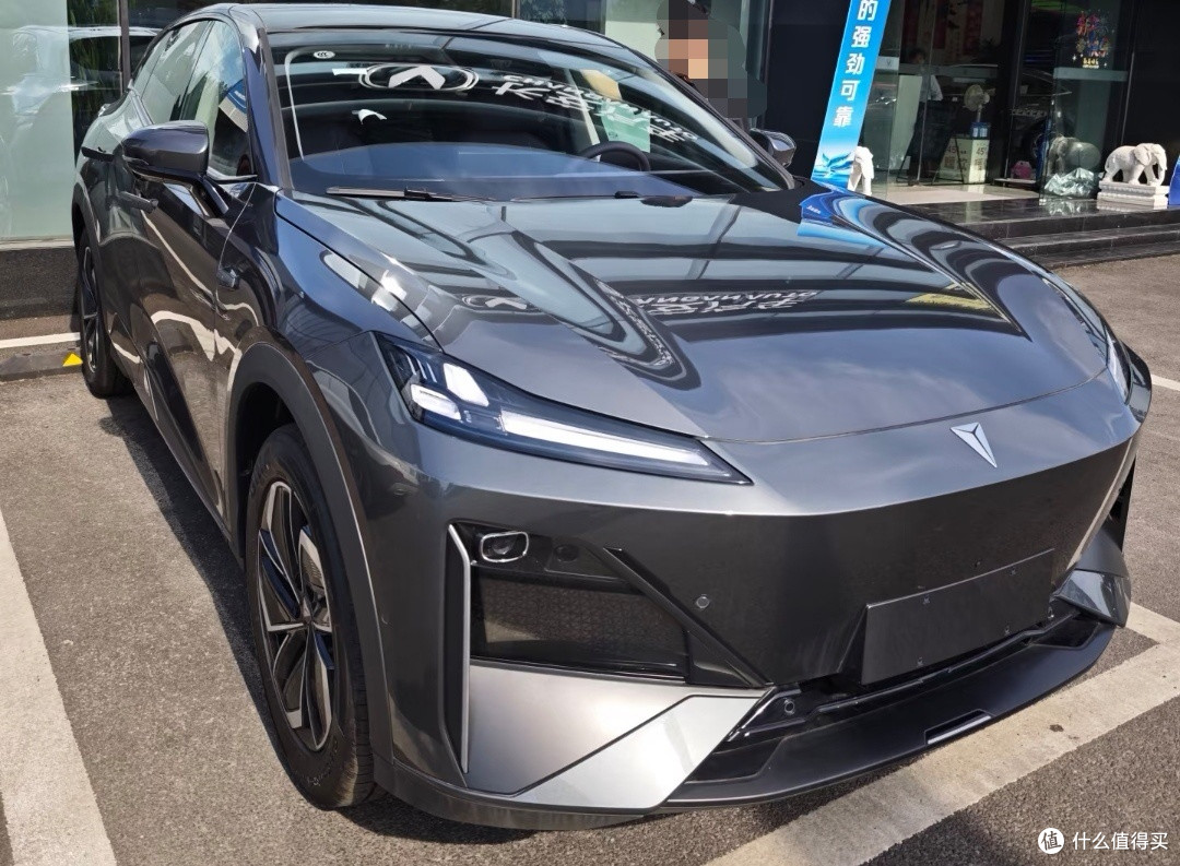 14.99万起深蓝S07 AI激光版，800V+激光智驾硬刚15万市场