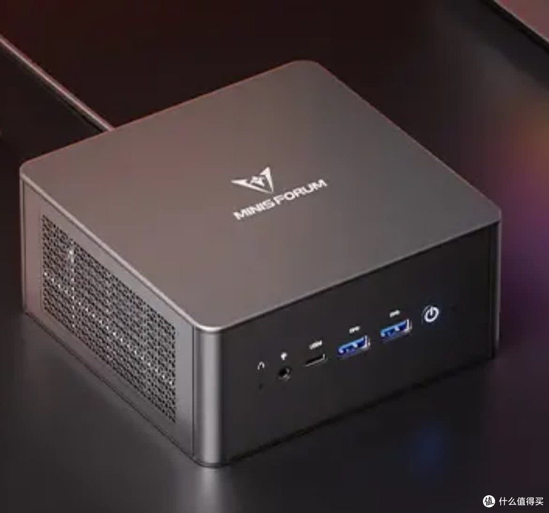 铭凡 UM880 Pro 实拍：机身与前置接口