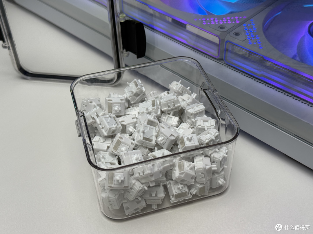强化回弹声音,弱化触底声音,皓雪磁轴重构磁轴敲击手感!