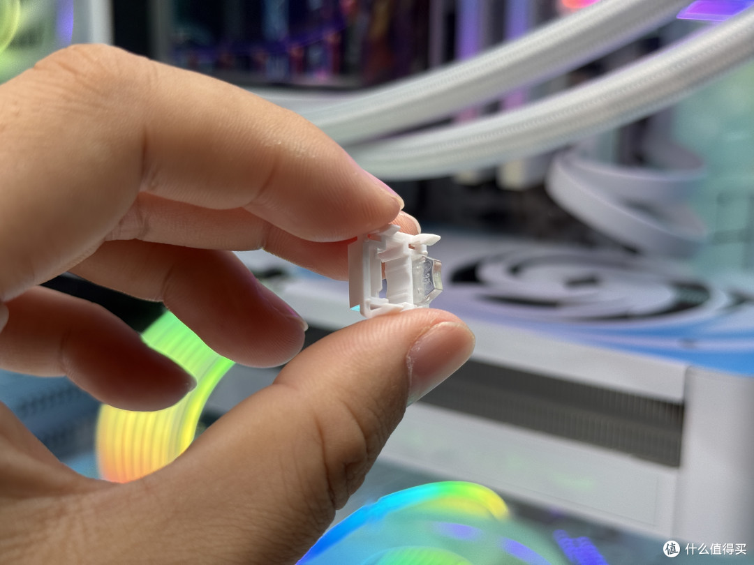 强化回弹声音,弱化触底声音,皓雪磁轴重构磁轴敲击手感!