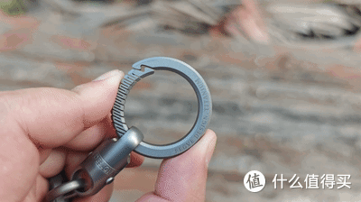 指尖上瘾!钛合金闪电推牌+磁吸快拆,一推一滑解压上头