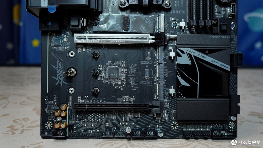 升级款大板,技嘉小雕B850 AORUS Elite X3D装机实测