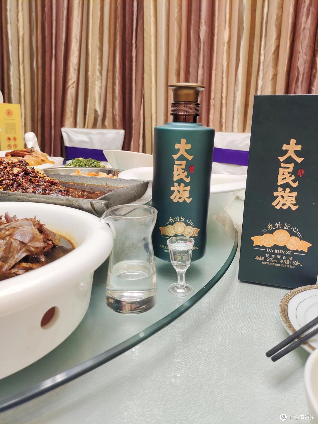 百元口粮酱酒开箱实测:5款产品从快递箱到空瓶的完整记录