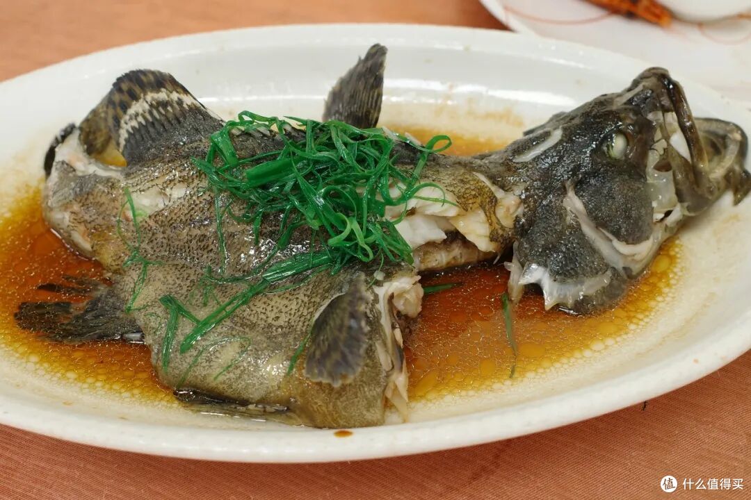 这座小城的美食有多顶,一盘生蚝就能告诉你答案