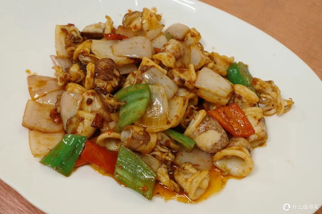 这座小城的美食有多顶,一盘生蚝就能告诉你答案