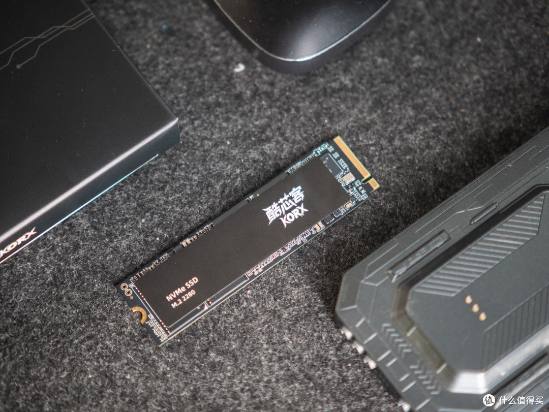 PCIe3.0满速TLC固态,老电脑速度直接快5倍