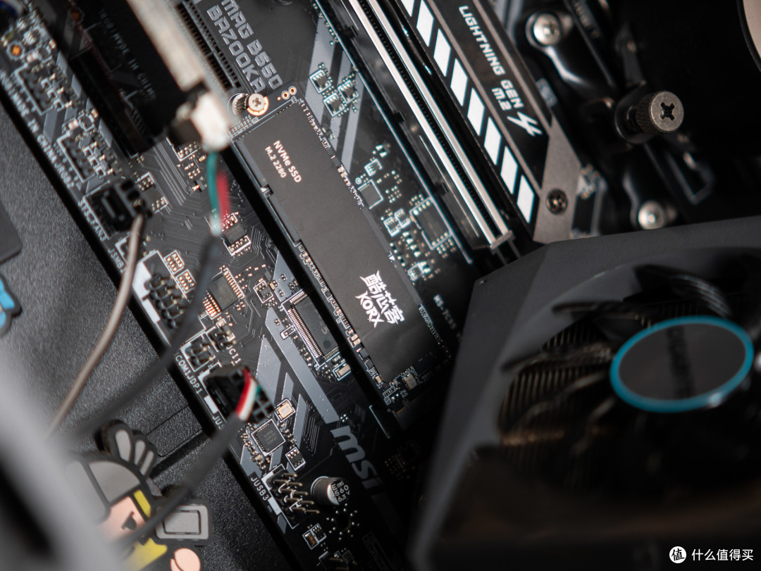 PCIe3.0满速TLC固态,老电脑速度直接快5倍
