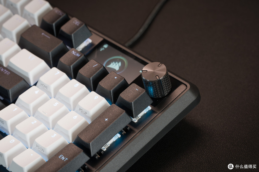 96配列霍尔磁轴旗舰电竞键盘 —— 海盗船 VANGUARD PRO 96