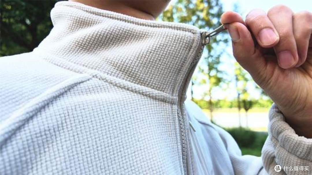 同价位克重的 2 倍:VBREX抓绒衣测评这件衣服到底有多抗造?