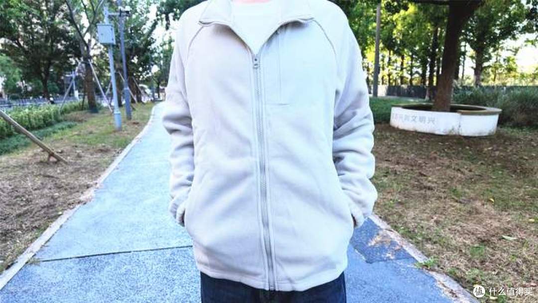 同价位克重的 2 倍:VBREX抓绒衣测评这件衣服到底有多抗造?