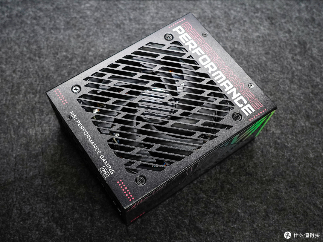 一切都是为了安全!微星MPG AI 1300TS PCIE5月神电源使用分享