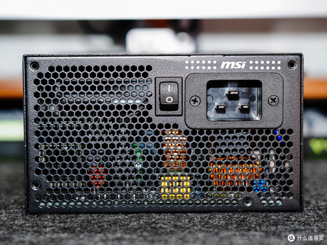 一切都是为了安全!微星MPG AI 1300TS PCIE5月神电源使用分享