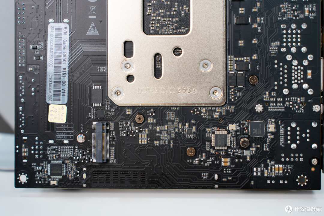 iGame重回itx赛道首发之作,iGame B850I MINI OC V14新品测评