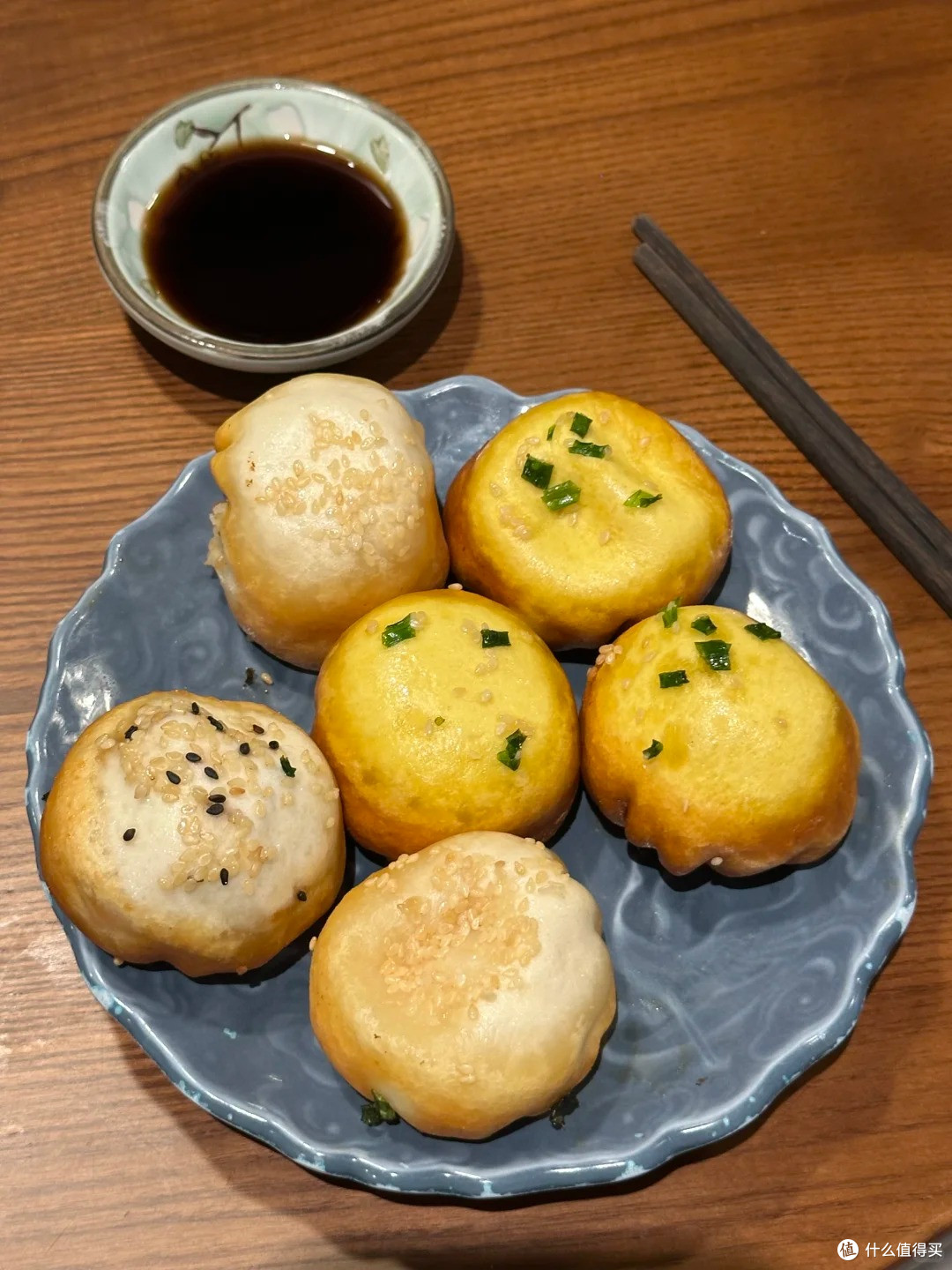 山塘街的烟火气,藏在这口生煎大锅里