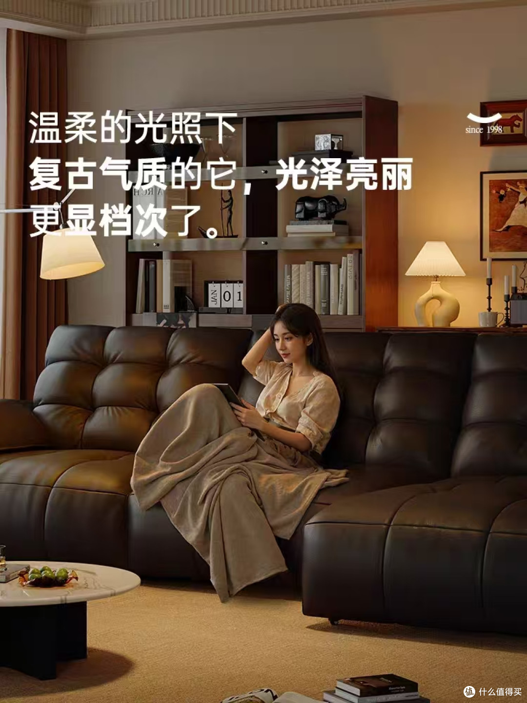 现代简约风黑色半青皮，平推款还自带翻几🛋️