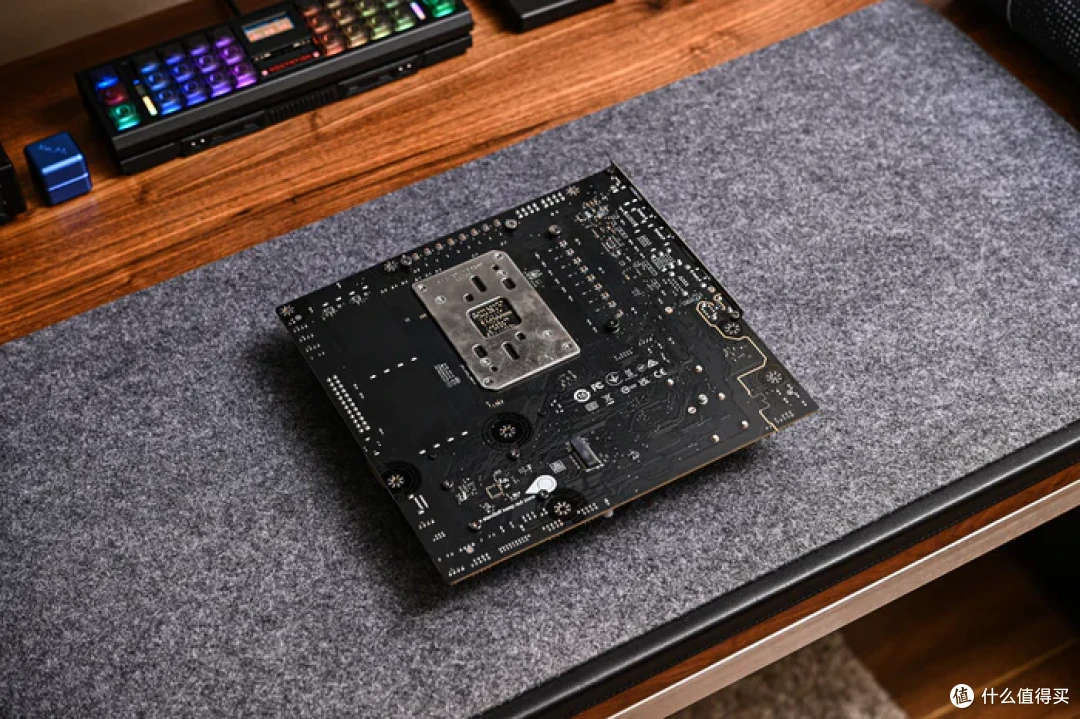 M-ATX AM5终极答案——微星 MAG B850M MORTAR MAX WIFI 开箱简测