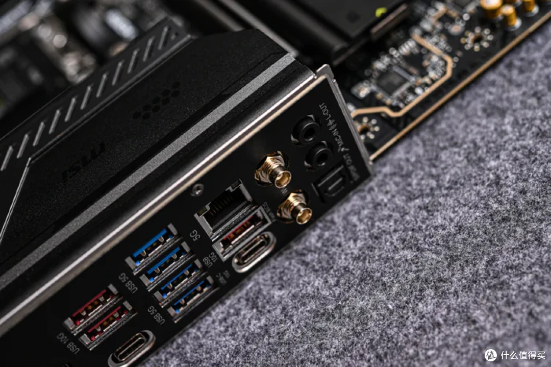 M-ATX AM5终极答案——微星 MAG B850M MORTAR MAX WIFI 开箱简测