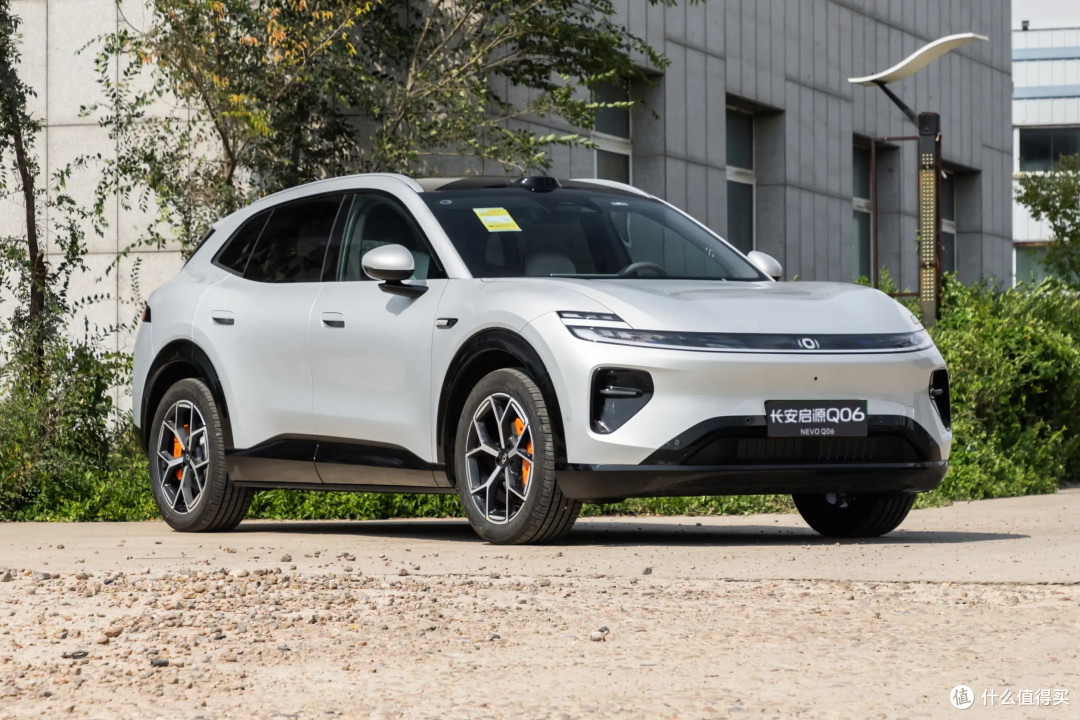 价差3000元,实测长安启源Q06对上海狮06EV,你选谁?