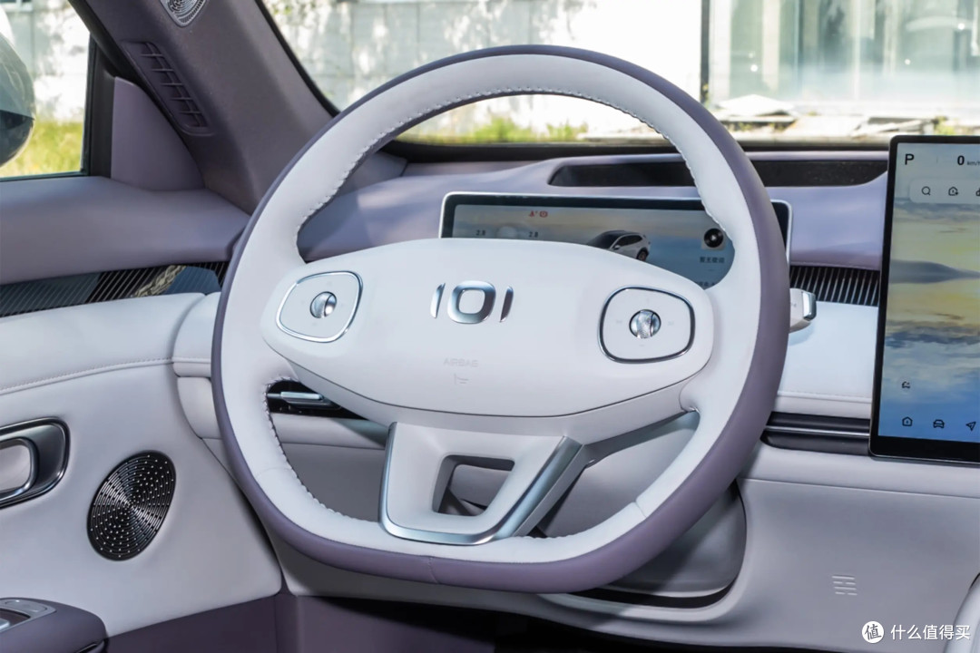 价差3000元,实测长安启源Q06对上海狮06EV,你选谁?