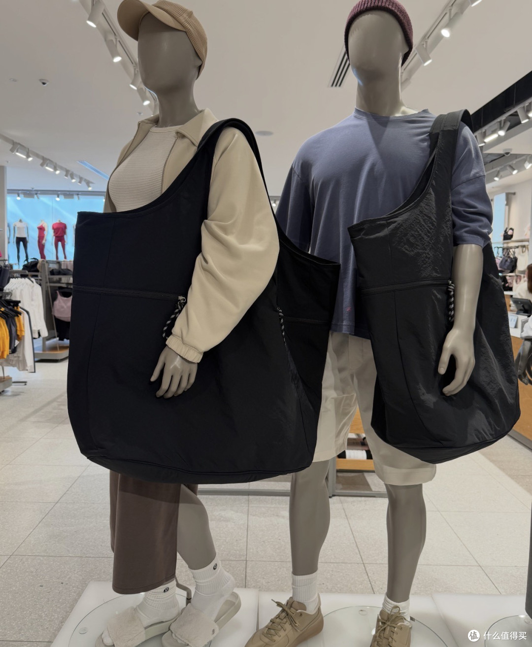 80L的包装下一个成年人,lululemon这只"雷霆大包"到底在卖什么?