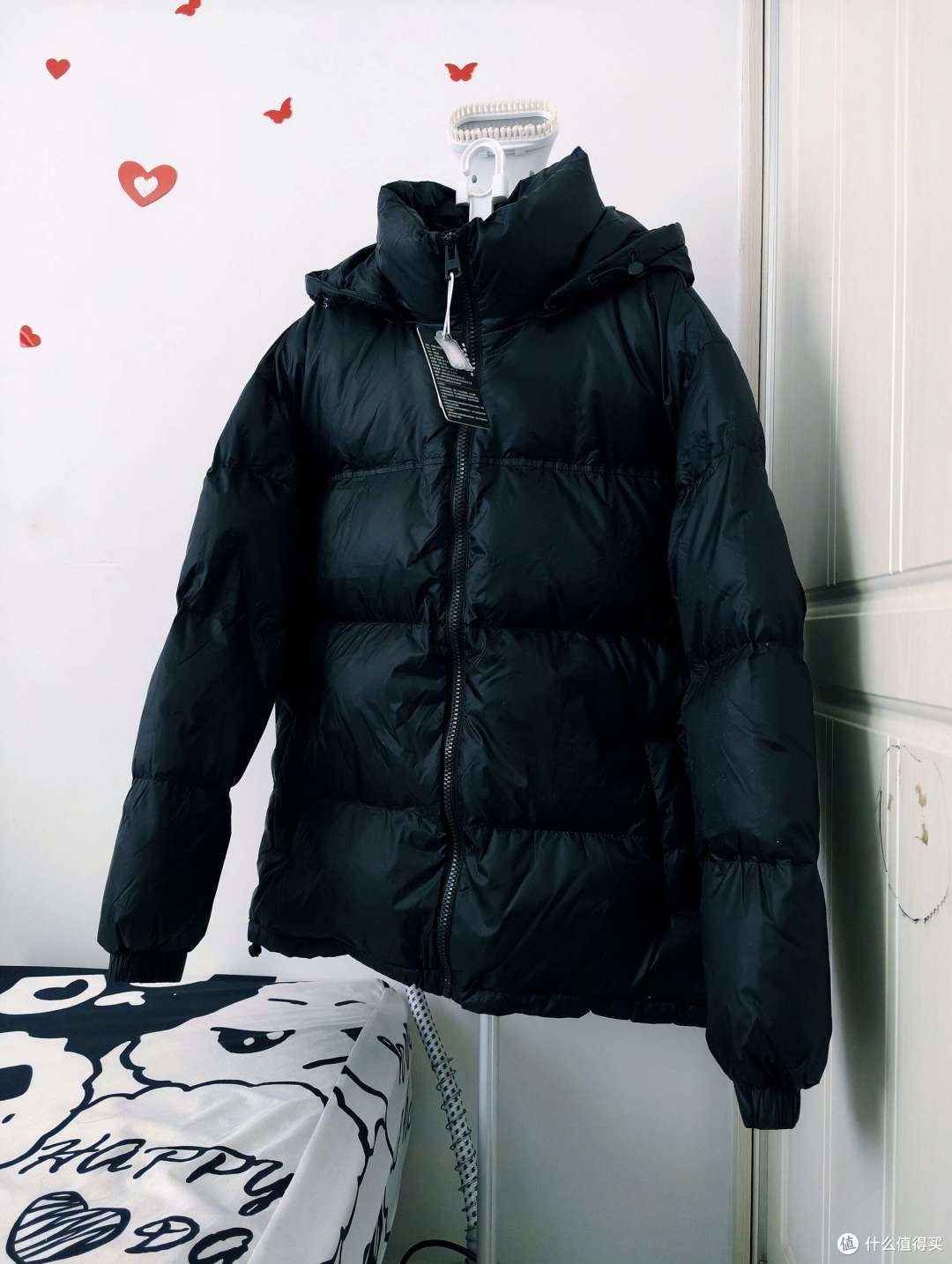 千元羽绒配置,208g充绒量+90%大朵纯鸭绒填充,VBREX羽绒服实测