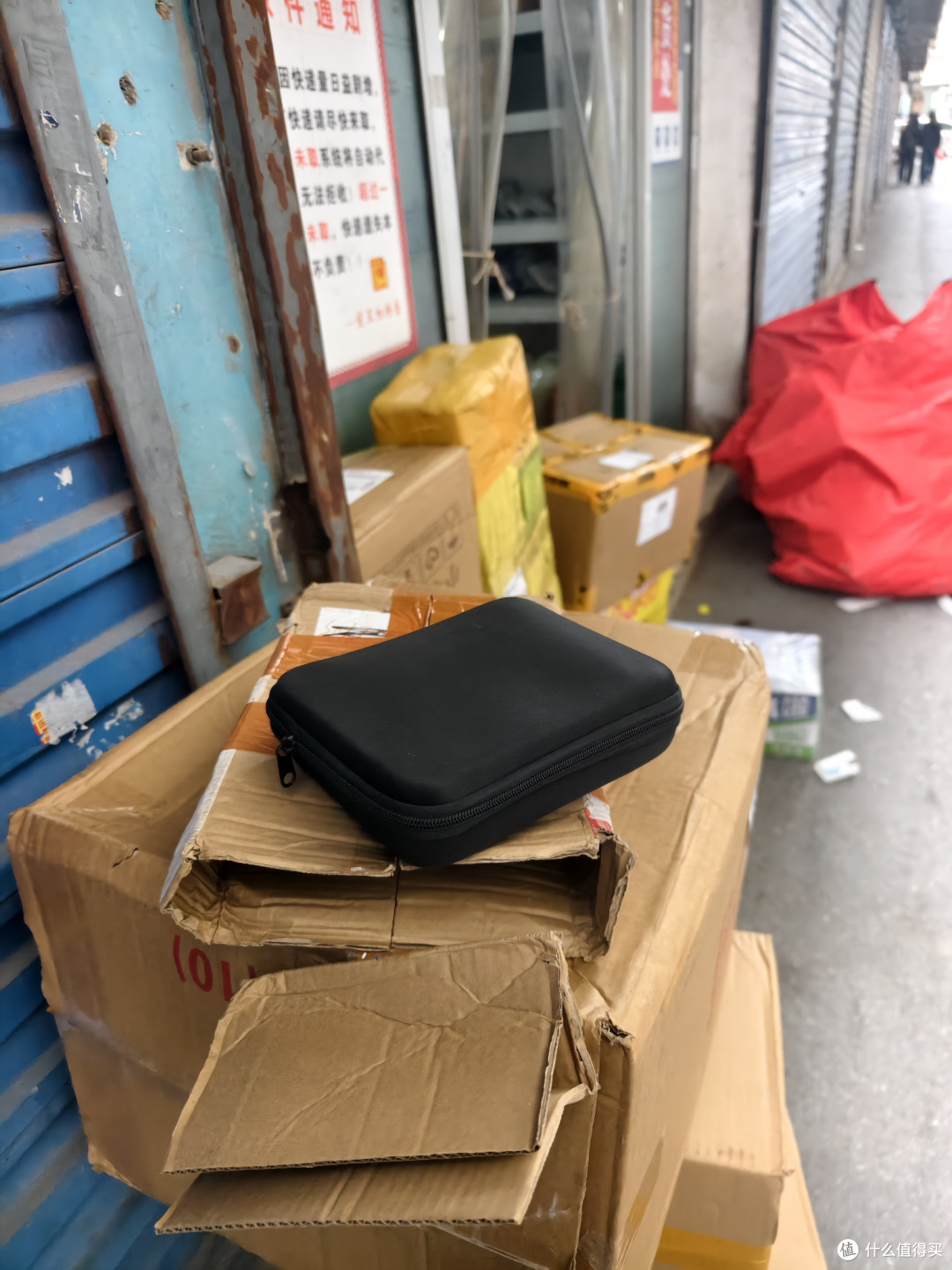 买的是15块的跳绳,卖家发来高端无人机,是我血赚几百元?还是卖家血亏,这是小黄鱼新骗术吗?