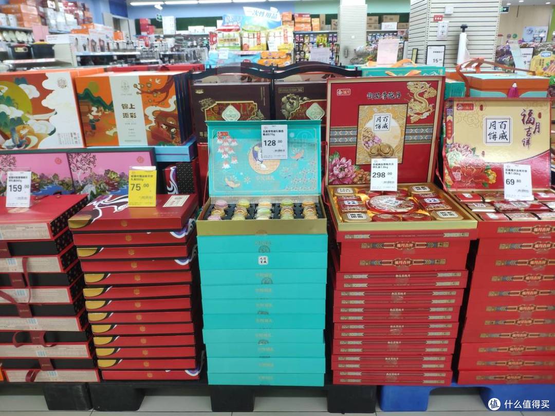 超市里没卖完的“中秋月饼”,最后怎么处理?内部员工说出真相!