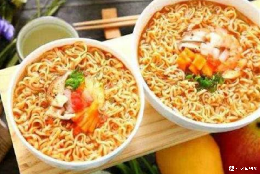 久坐族最该囤的5款零食，第4个能抗饿到下班，还不长肚子！快收藏