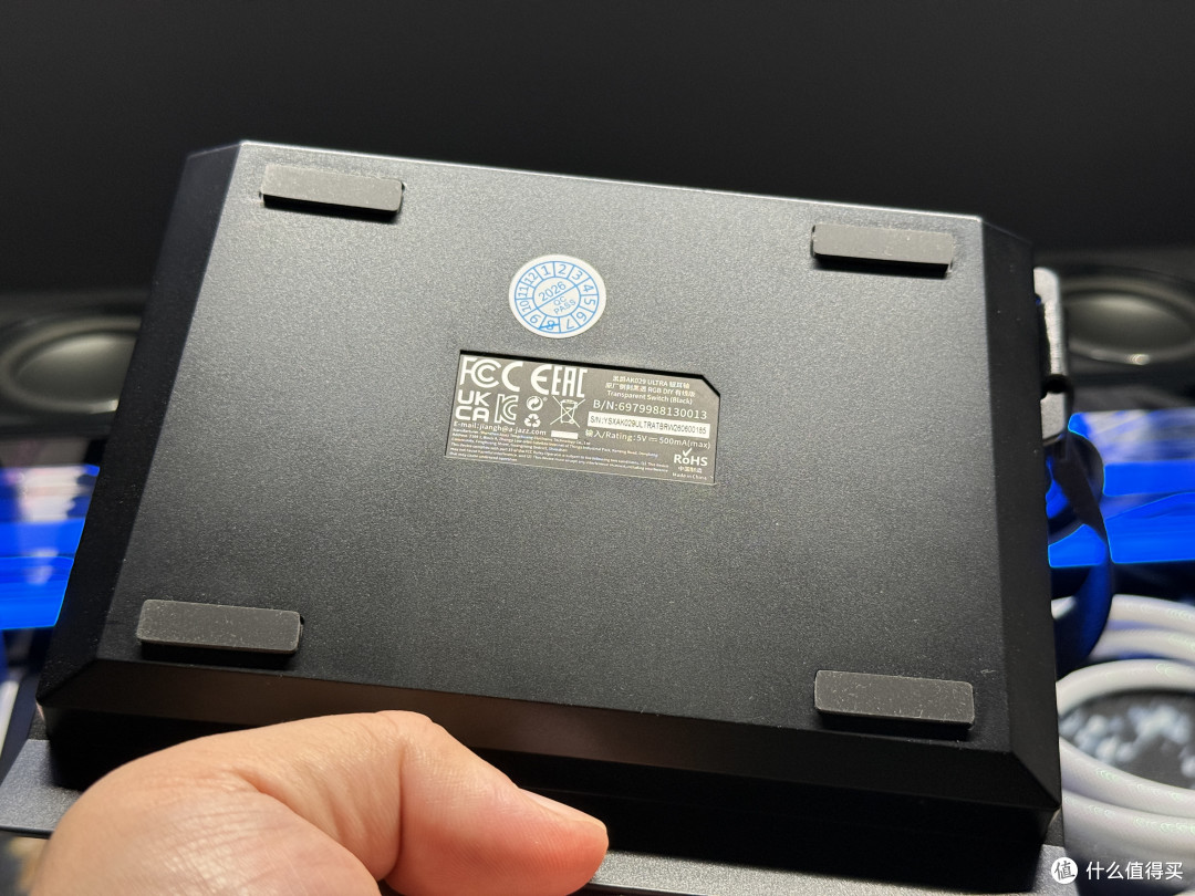绝对纯种的游戏磁轴键盘,也绝对打不了一点字:黑爵AK029 Ultra