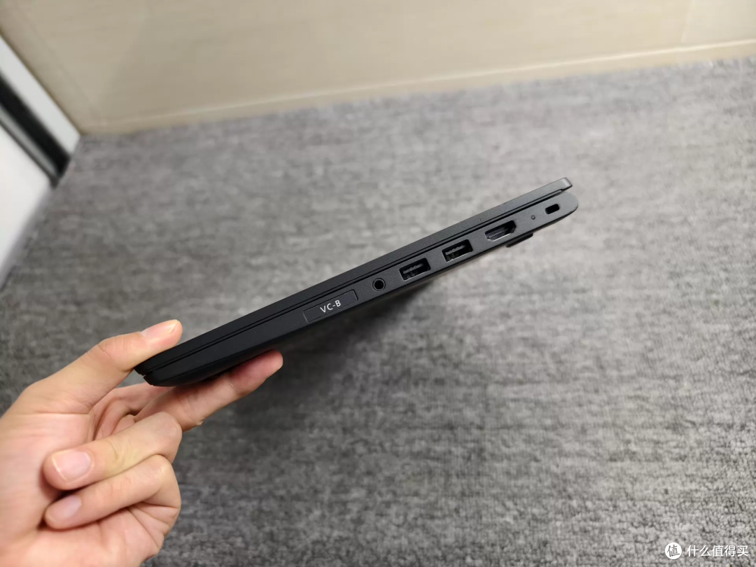 NEC VK540轻薄本949元起 900克这价该不该上