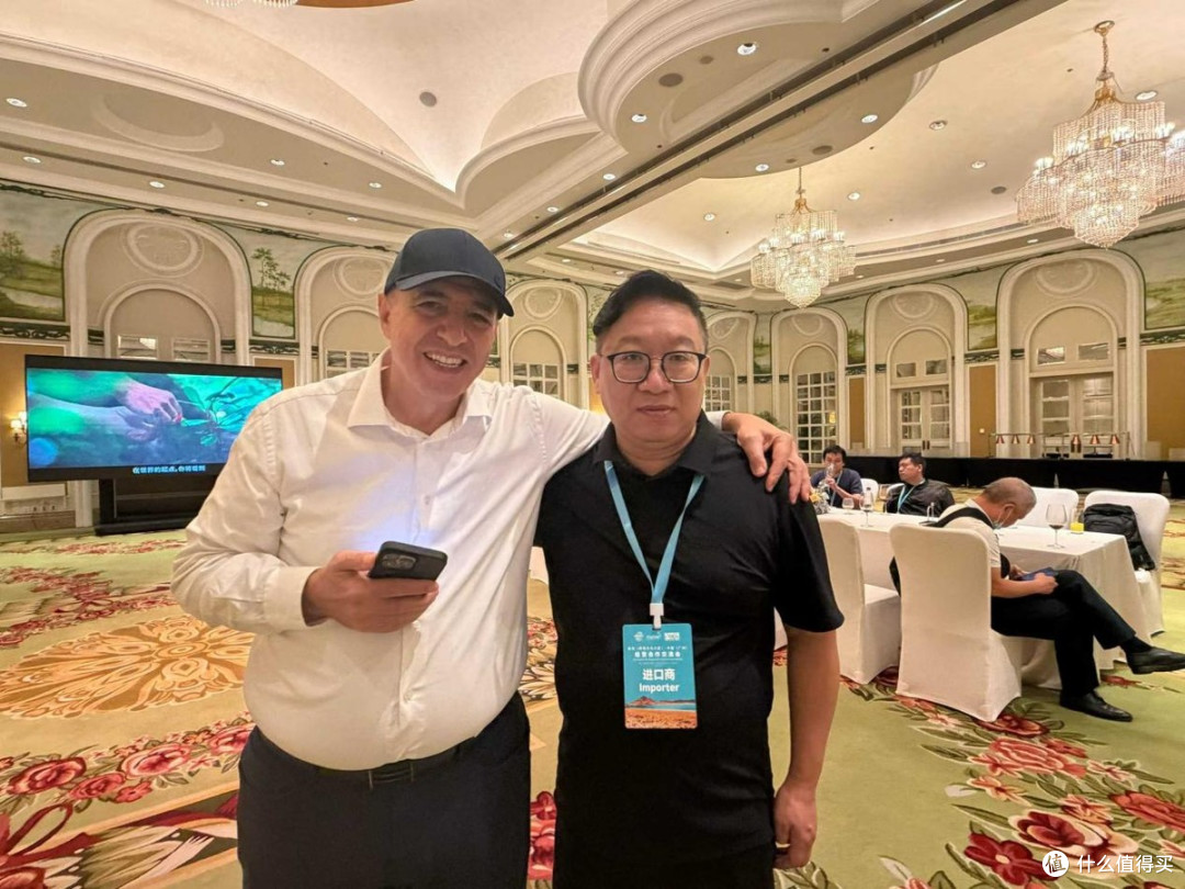 共工新闻总社副社长黄伟健出席中智经贸交流会 共探合作新路径