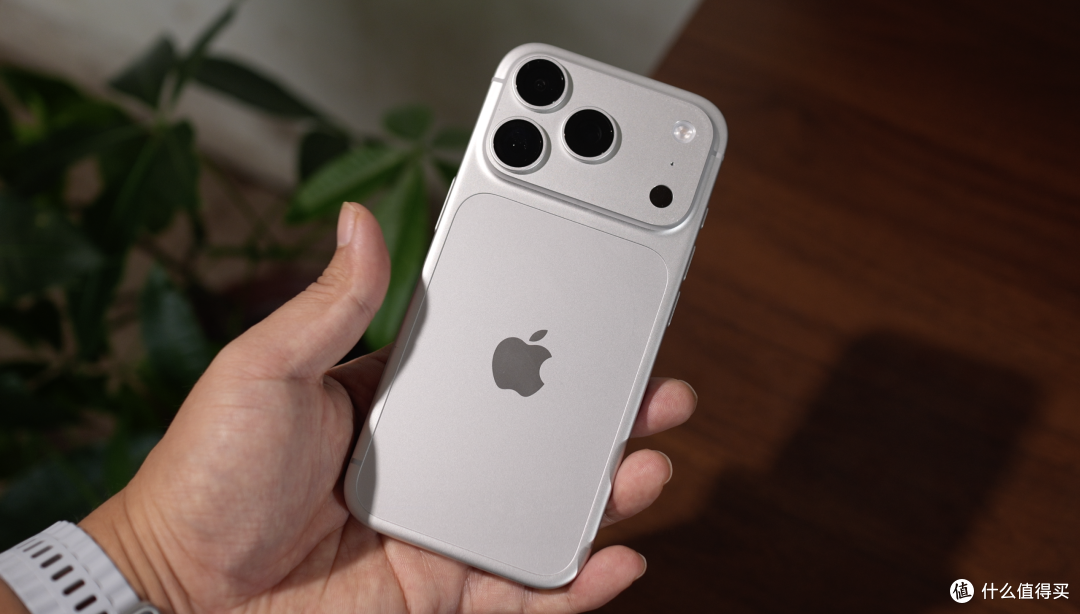 iPhone18Pro体验评测,影相实力堪比相机?