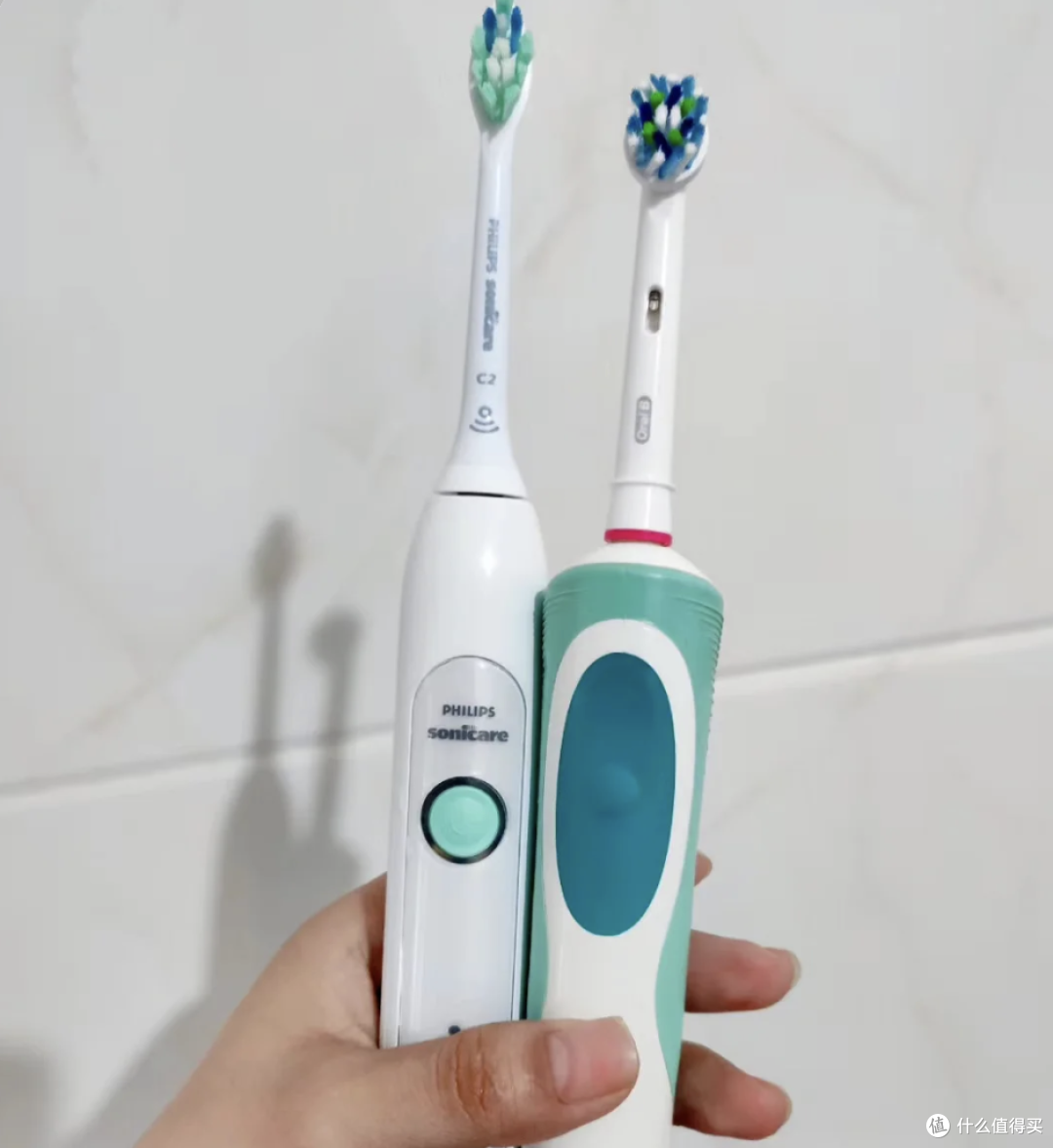 长期使用电动牙刷会导致牙釉质变薄、牙龈萎缩出血?口腔护理误区