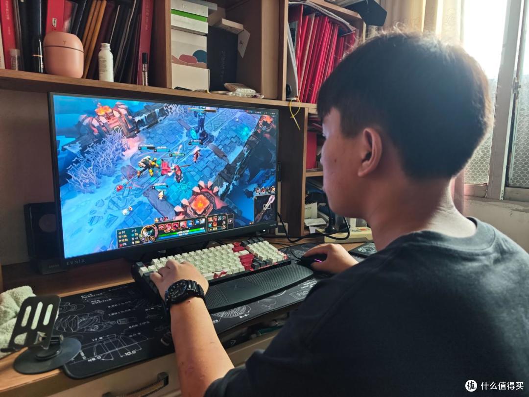 把护眼焊在电竞屏上!飞利浦弈威海王星27M4P5500U深度实测