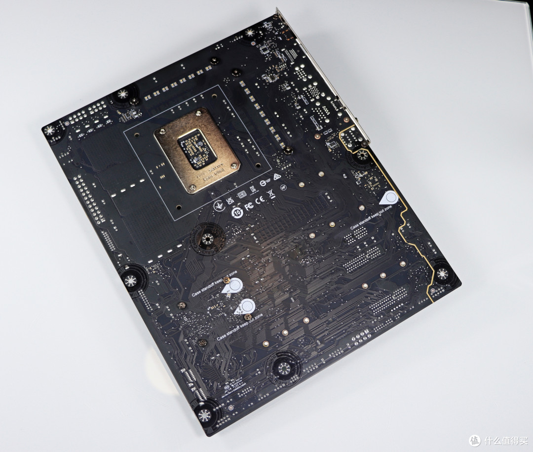 就算高端的 285K 也行！微星 Z890 GAMING PLUS WIFI6E 体验分享