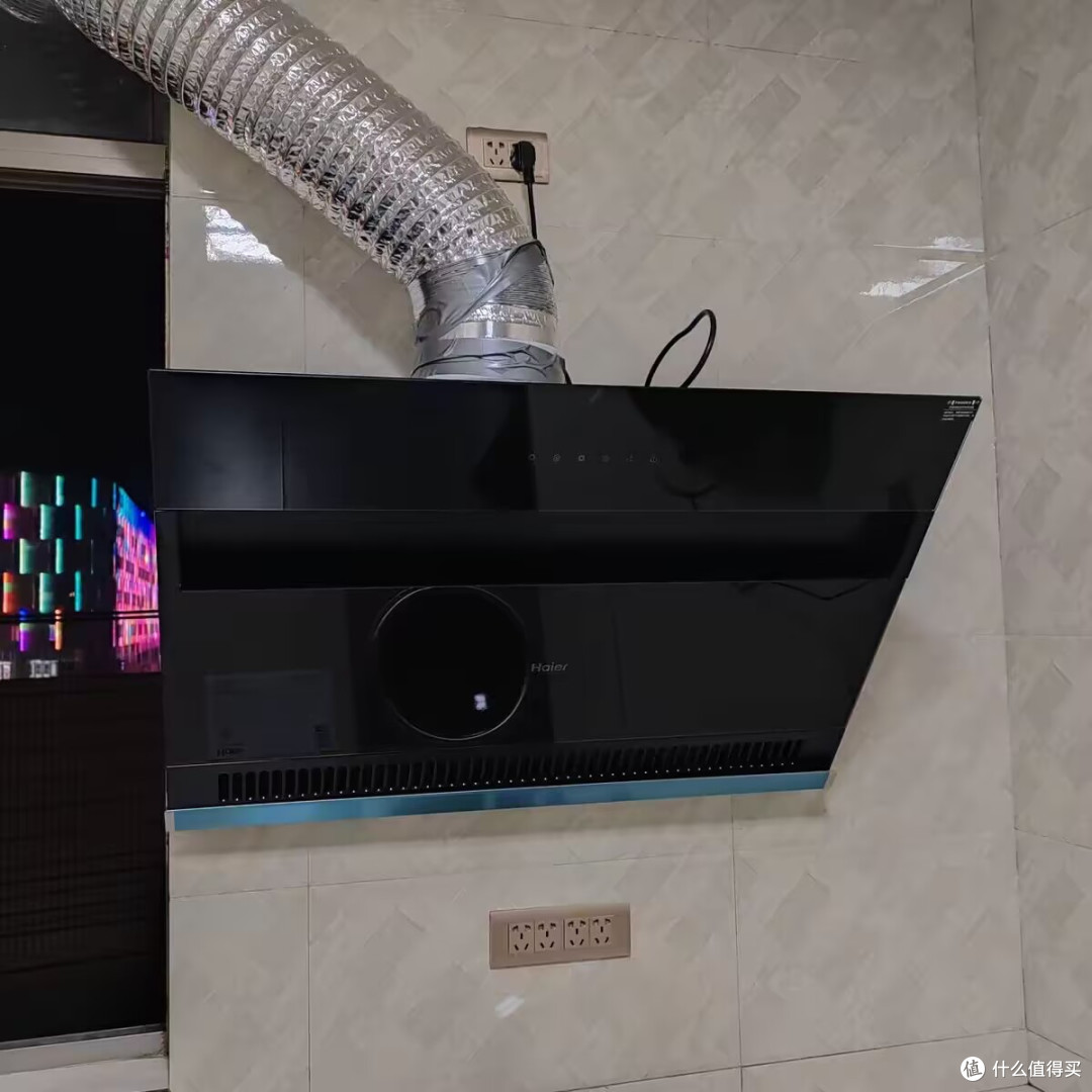 再也不用做完饭浑身油烟味😭海尔 C6JS 顶侧双吸烟灶