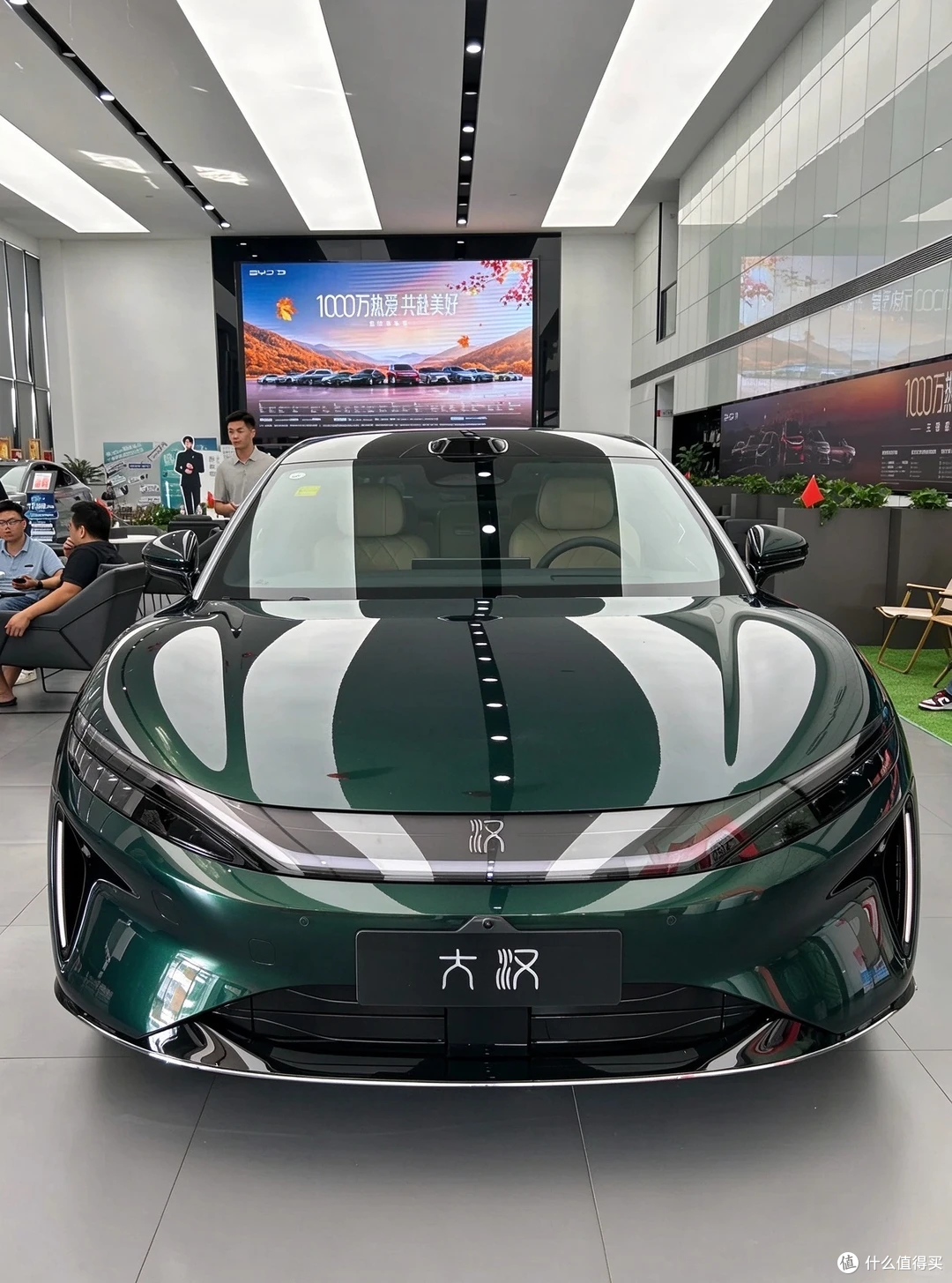 比亚迪大汉EV上市:5米2纯电大轿车,23.59万起,这定价我看了3遍