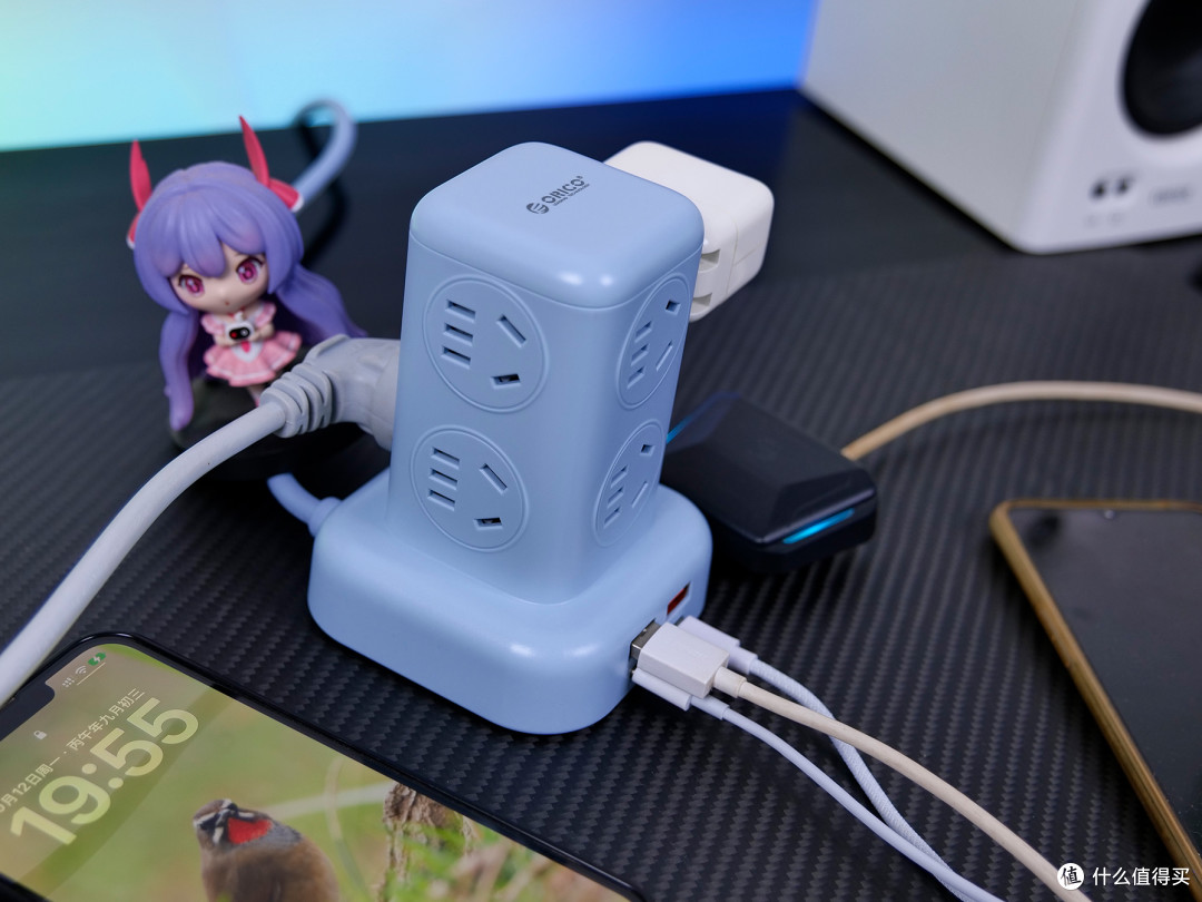 桌面插孔不够?奥睿科电小塔插排解决大问题