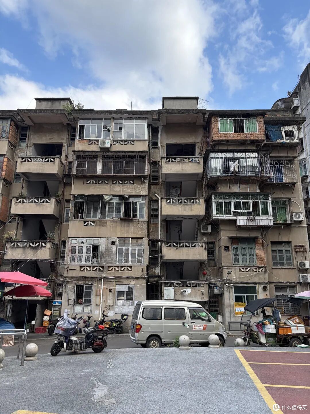 老旧小区,为什么不能原拆原建?内行人说出大实话,原因很简单